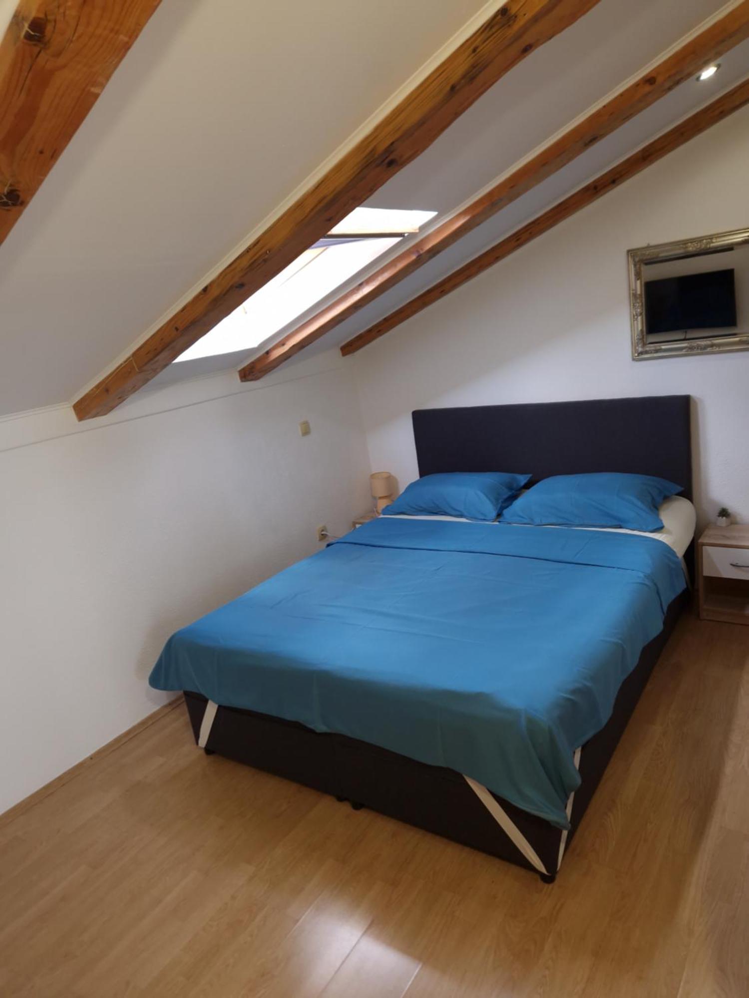 Apartment Luce&Nina Kastela Bagian luar foto